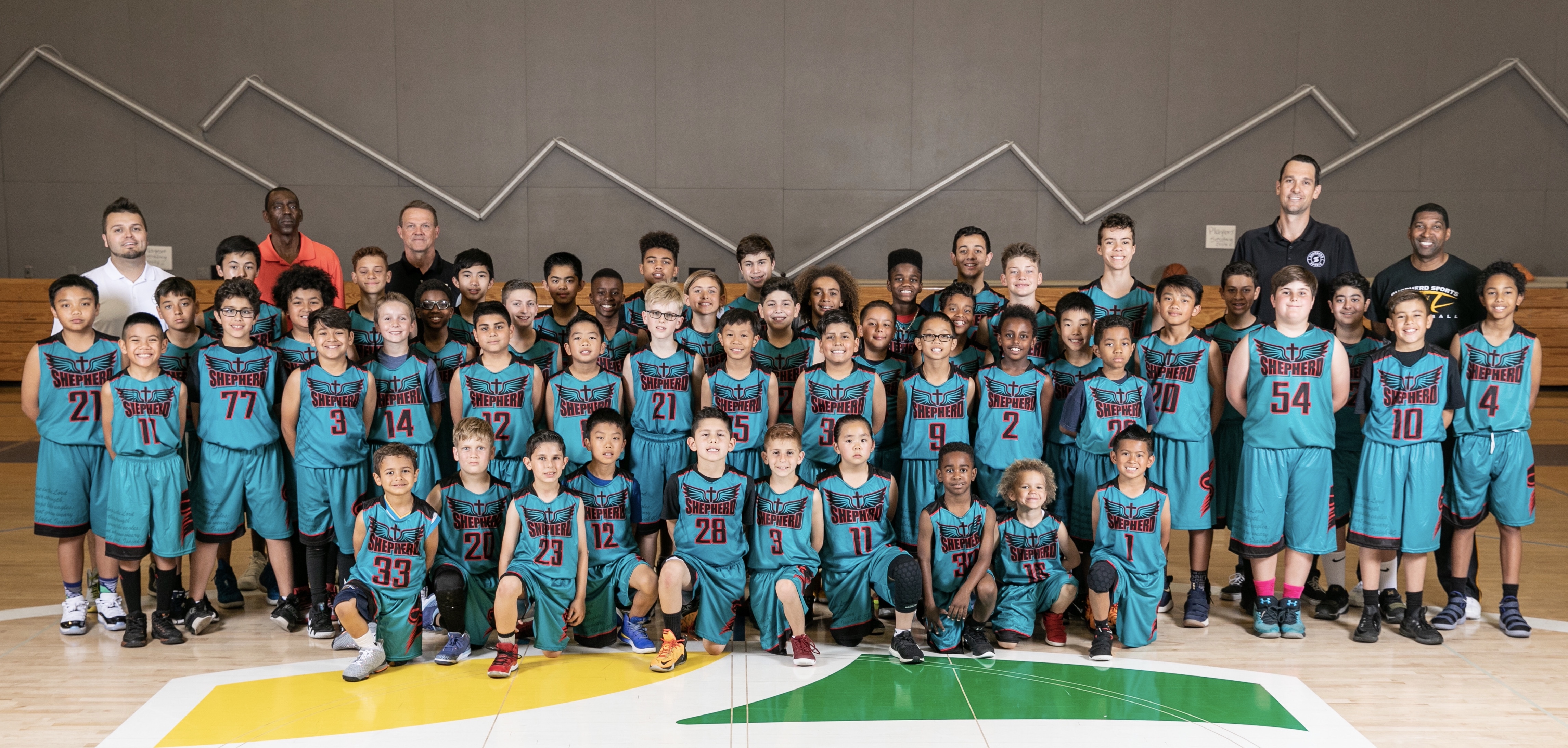 Club Team Pic 2018.jpg